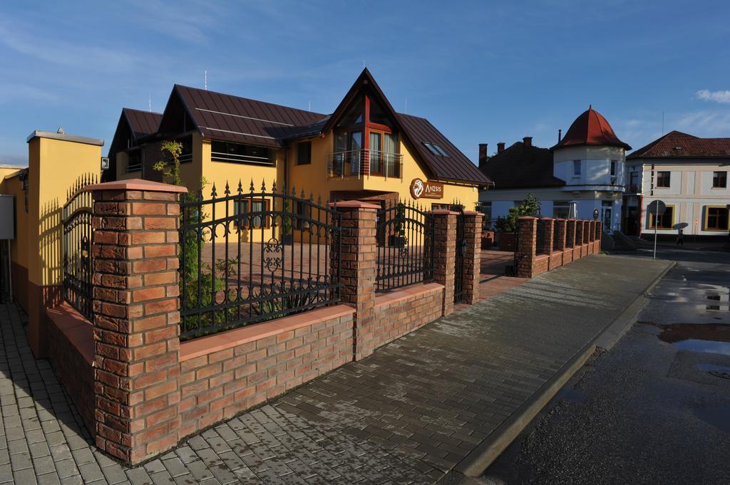 Penzion Anesis - Apartmany Turčianske Teplice Extérieur photo